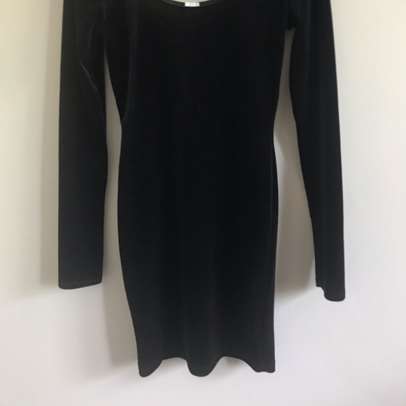 ((SOLD)). Mini Velvet Bodycon Dress - Picture 2 of 2